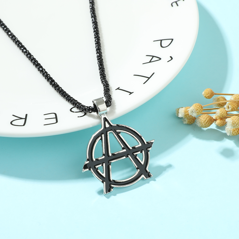 Movies Avengers Symbol Letter  - Men Accessories Necklace recension och pris
